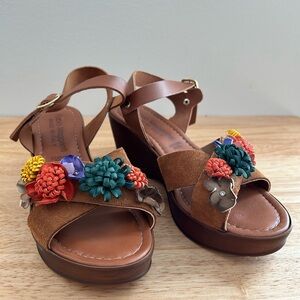 EUC fabio maggenti made in italy womens heel leather flower accent Sz 7 See Desc